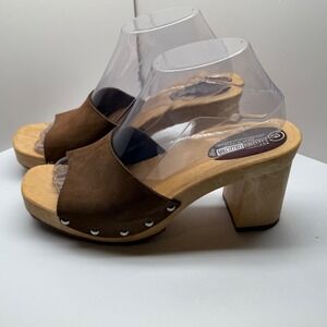 The Leather Collection Brown Studded Wood Platform Clogs Made in Italy Size 9